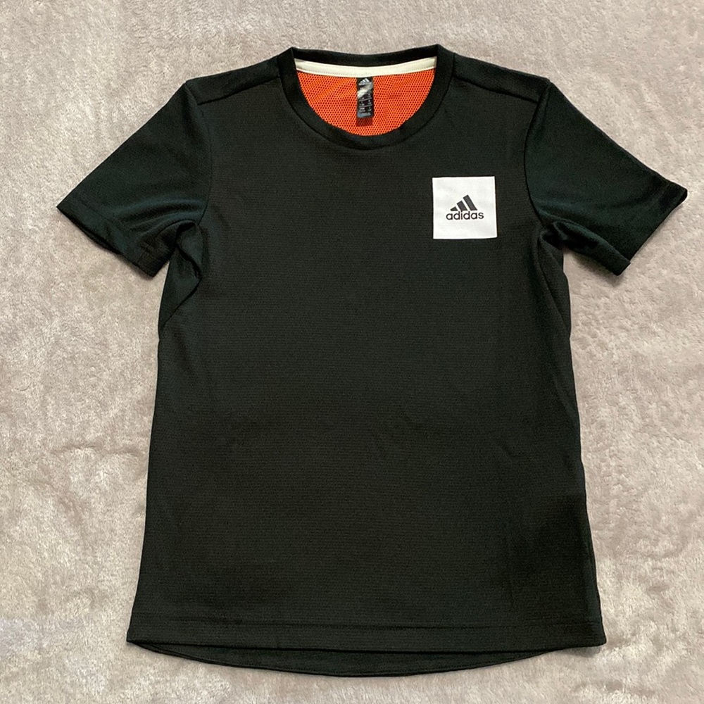 Adidas kids jersey Size 7-8